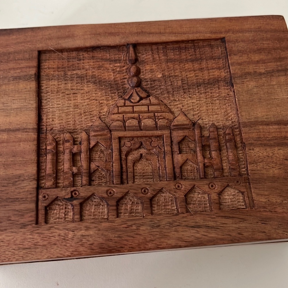 Taj Mahal India carved wooden tea box with brass hinges